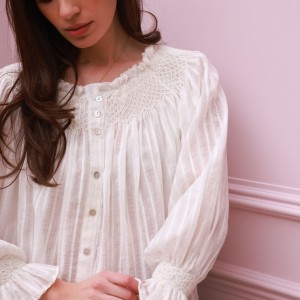 Cleopatra Blouse White Stripe Cotton Muslin with milk Hand Smocking Edition 37